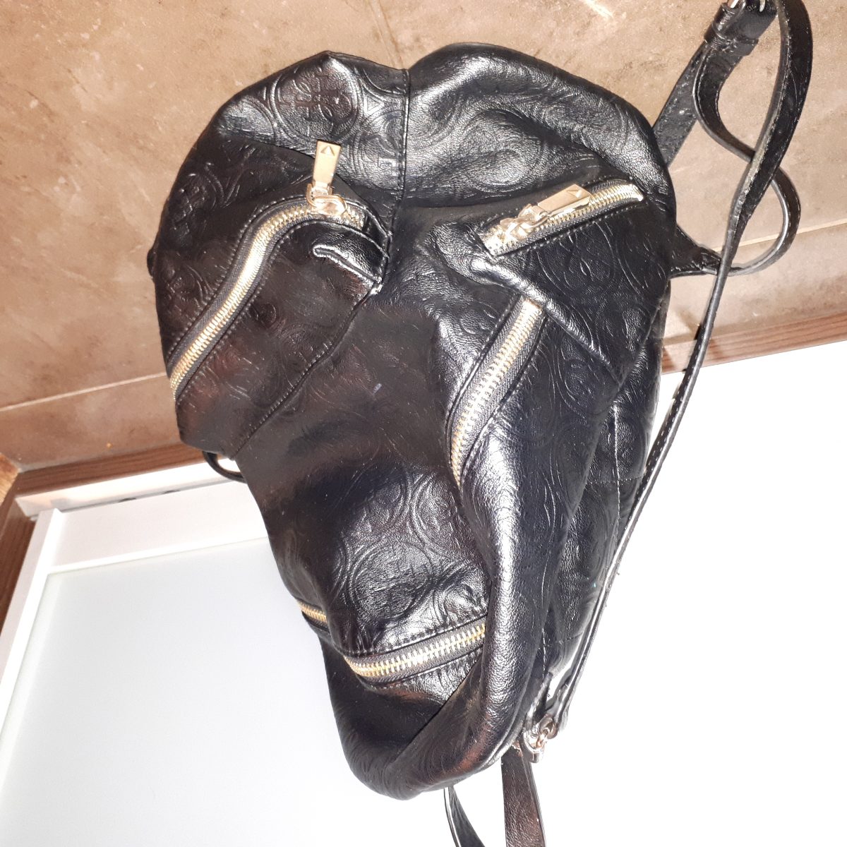 Найден рюкзак москва. Найден рюкзак. Найти портфель. Найден рюкзак. Найден рюкзак с формой.